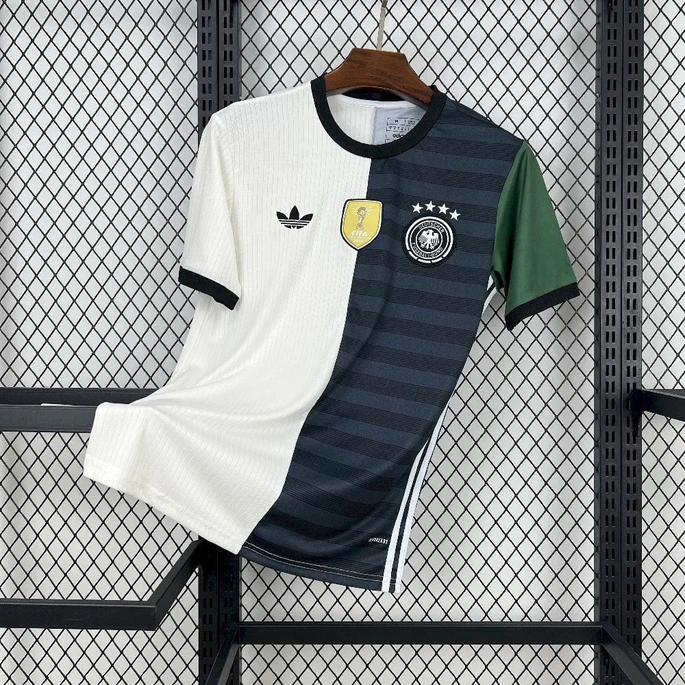 Maillot Allemagne concept 2025-26 pour enfants, par Le 12 -ème Maillot, en bleu avec motifs sportifs.