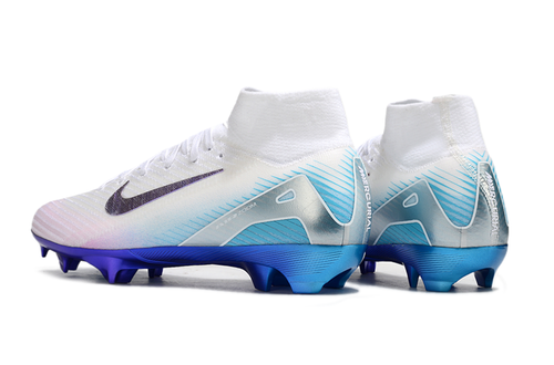 Crampons Mercurial Superfly 16 Elite XXV de la marque Le 12 -ème Maillot, vue de face sur fond blanc.