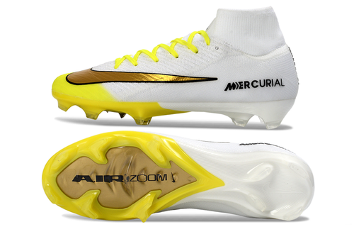 Crampons Nike Air Zoom Mercurial Superfly IIX Elite, chaussures de football avec crampons pour performance optimale.