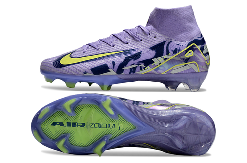 Crampons Mercurial Superfly IIX Elite de Le 12 -ème Maillot, vue des crampons en métal pour football ou sport outdoor.