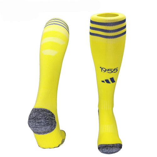 Chaussettes domicile Al-Nassr Le 12 -ème Maillot, blanc avec logo et détails en vert, pour supporter l'équipe locale.