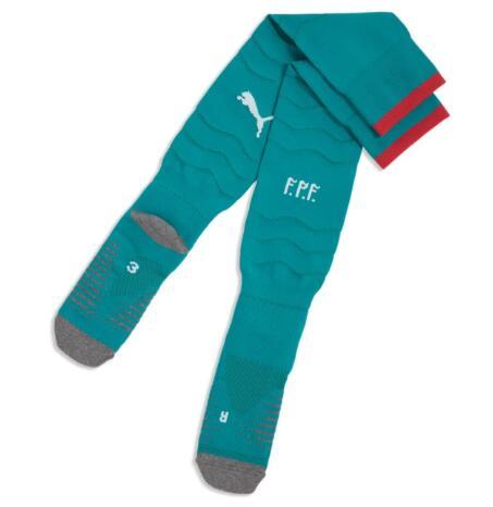 Chaussettes Portugal Domicile de la marque Le 12-ème Maillot, avec logo et motifs aux couleurs du Portugal.