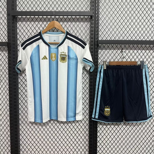 Ensemble domicile adulte Argentine Le 12 -ème Maillot, maillot et short bleu et blanc, pour supporter l'équipe nationale.