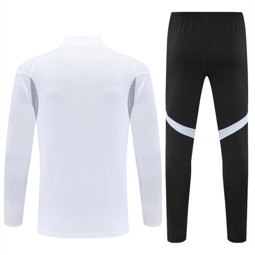 Ensemble Allemagne Spécial A pour 25/26 ans, maillot bleu et short assorti, de la marque Le 12 -ème Maillot.