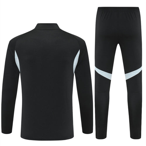 Ensemble Argentine spécial A 25/26 Le 12 -ème Maillot, maillot et short bleu avec logos argentins, pour supporter l'équipe.