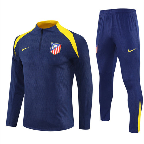 Ensemble Atlético Madrid Le 12 -ème Maillot, taille 25/26, en tissu bleu avec logo et détails du club, vue de face.