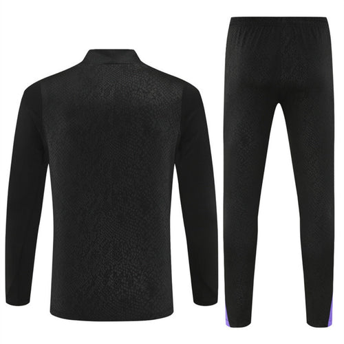 Ensemble pour enfants Barcelone noir de la marque Le 12 -ème Maillot, veste et pantalon pour taille 25/26.