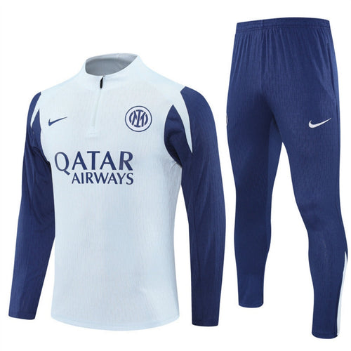 Ensemble Inter Milan Cambridge blue Le 12-ème Maillot pour 25/26 ans, maillot de football bleu clair et violet.