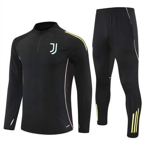 Ensemble Juventus 25/26 Spécial A de Le 12 -ème Maillot, maillot et short pour supporter.