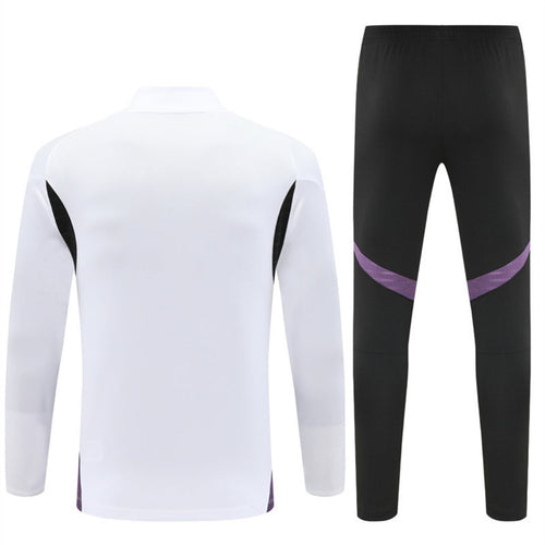 Ensemble Manchester United blanc 25/26 pour enfants, maillot et short de football par Le 12-ème Maillot.