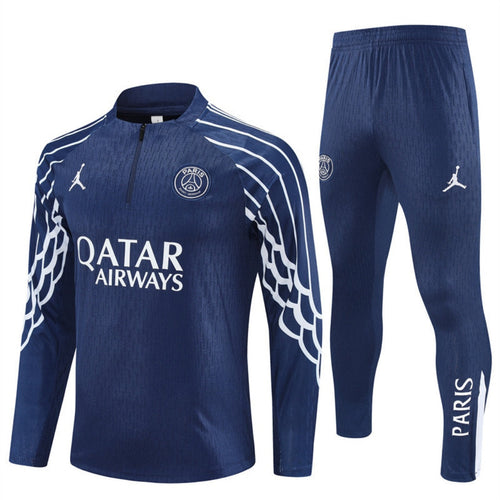 Ensemble PSG Le 12 -ème Maillot bleu 25/26, maillot de football pour enfant avec logo et design spécial PSG.