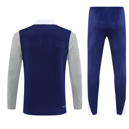 Ensemble Tottenham spécial B pour enfants, maillot et short de football Le 12 -ème Maillot, taille 25/26, couleurs bleues et blanches.