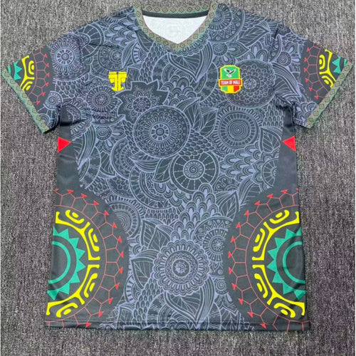 Maillot Mali spécial noir 25/26 ans, marque Le 12 -ème Maillot, jersey de football avec logo et design noir.
