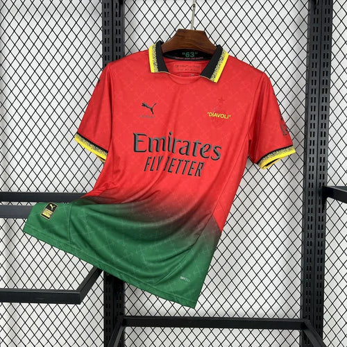 Maillot de football AC Milan 2025-2026 Le 12-ème Maillot, design officiel avec logo et détails du club.