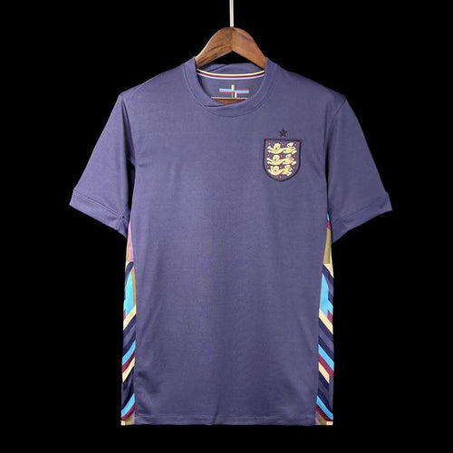 Maillot extérieur de l'Angleterre 2023-2024, Le 12 -ème Maillot, vue du maillot de football avec logo et détails.
