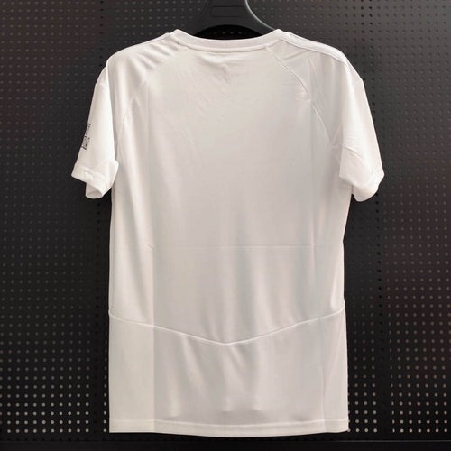 Maillot spécial Arsenal 2023-2024 Le 12 –ème Maillot, devant avec logo et design unique, en tissu sportif.