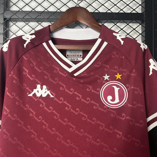 Maillot domicile Juventus Atletico 25/26 Le 12-ème, maillot de football avec logo et design officiel sur le terrain.