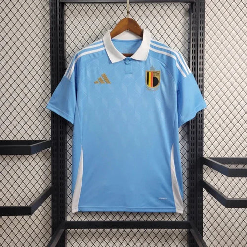 Maillot extérieur de l'équipe nationale de Belgique pour l'Euro 2024, jersey officiel de Le 12 -ème Maillot, vue de face.