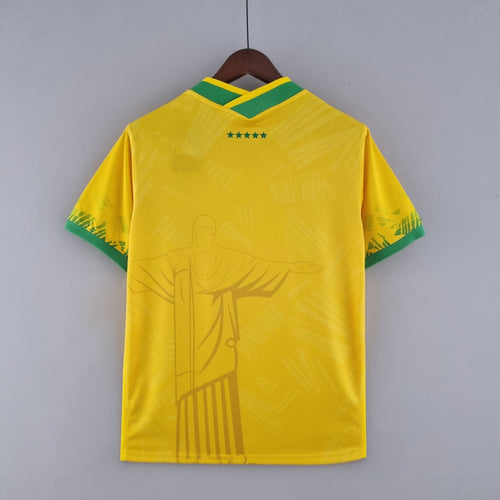Maillot Brésil Édition spéciale Jaune 2022 de la marque Le 12, vue de face avec détails du design.