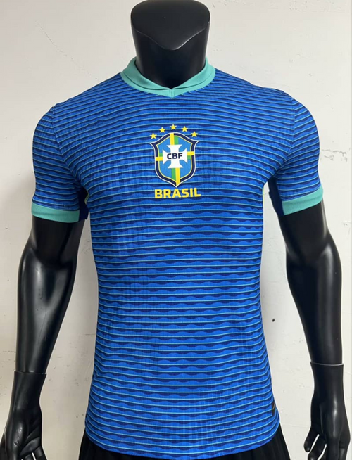 Maillot spécial du Brésil, version Player 2023-2024, de la marque Le 12, avec design sportif et détails du maillot officiel.