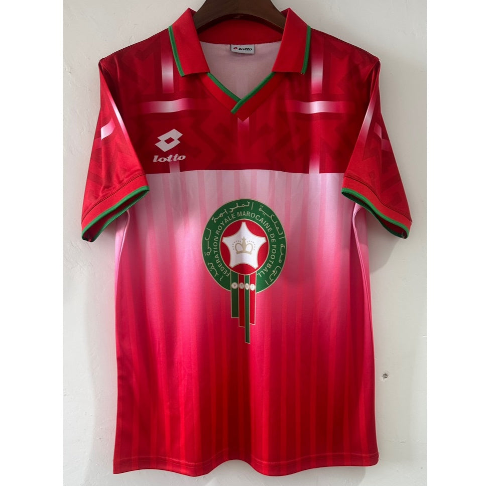 Maillot extérieur rétro 1994 du Maroc, modèle Le 12ème Maillot, vue frontale avec logo et design vintage.