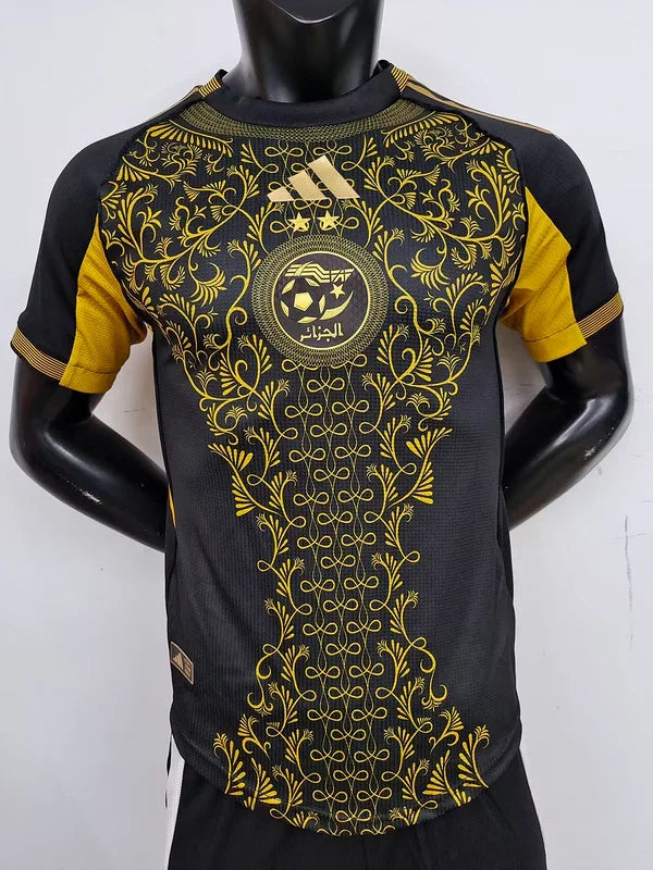 Maillot Algérie concept 2025-26 de la marque Le 12 -ème Maillot, vue de face avec design moderne et couleurs nationales.