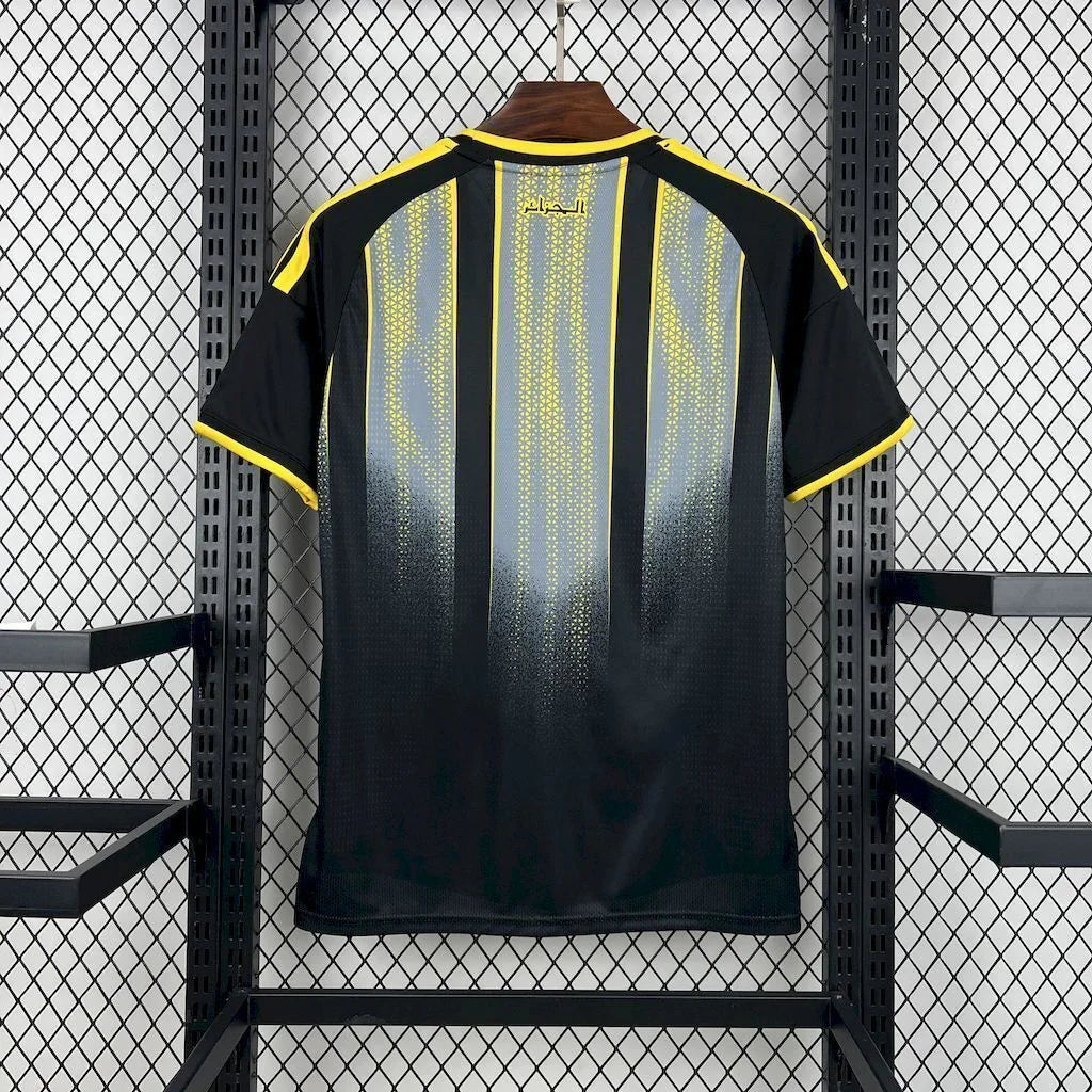 Maillot Algérie concept 2026 de la marque Le 12, maillot de football avec design moderne et couleurs nationales.
