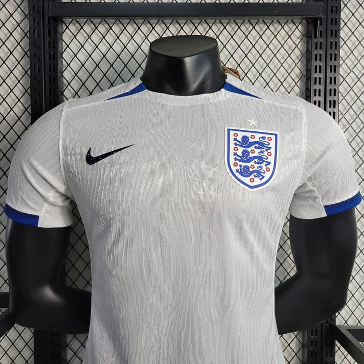 Maillot de football Angleterre 2023 2024 par Le 12 -ème Maillot, vue de face avec logo et design officiel.