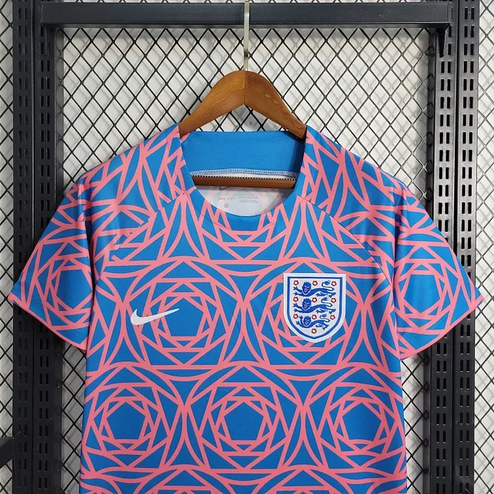 Maillot Angleterre Concept 2024 Le 12 -ème Maillot, vue d'ensemble du vêtement de football avec design moderne.