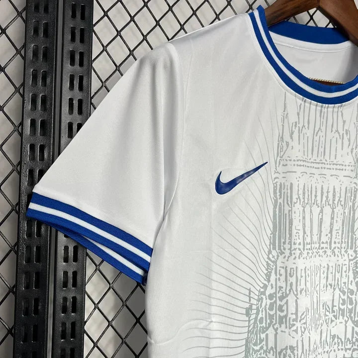 Maillot Angleterre de football Le 12 -ème Maillot, concept 2024-2025, vue de face avec design moderne et logo national.