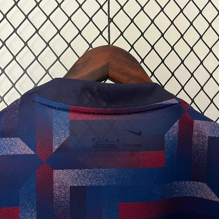 Maillot d'entraînement Angleterre 2024-25 Le 12 -ème Maillot, maillot de sport avec logo et design officiel.