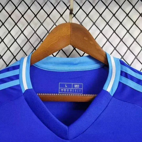 Maillot extérieur de l'équipe Argentine 2024/2025, modèle Le 12 -ème Maillot, vue frontale avec logo et design officiel.
