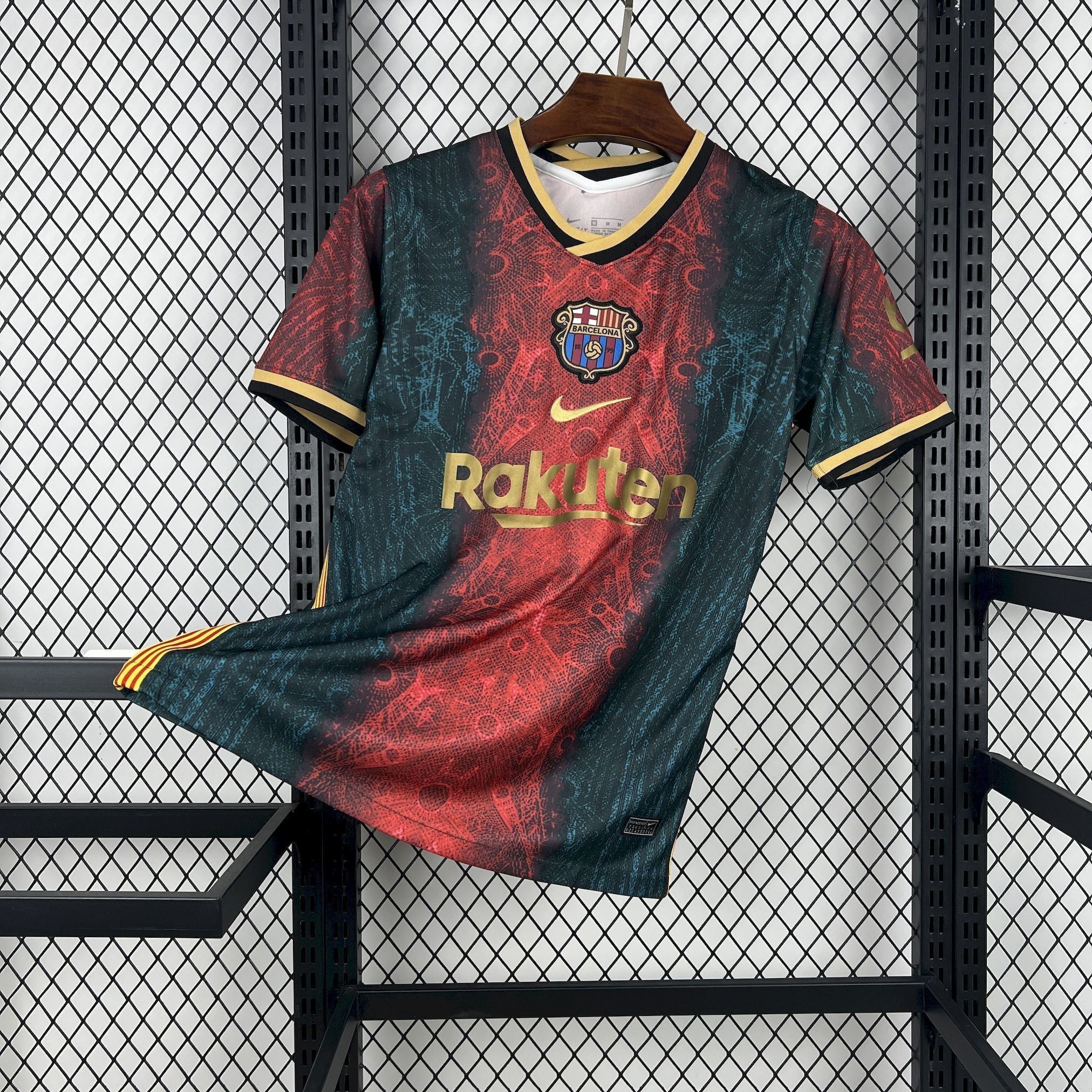 Maillot de football Barcelone Concept 2026-27 de la marque Le 12 -ème, vue de face avec logo et design moderne.