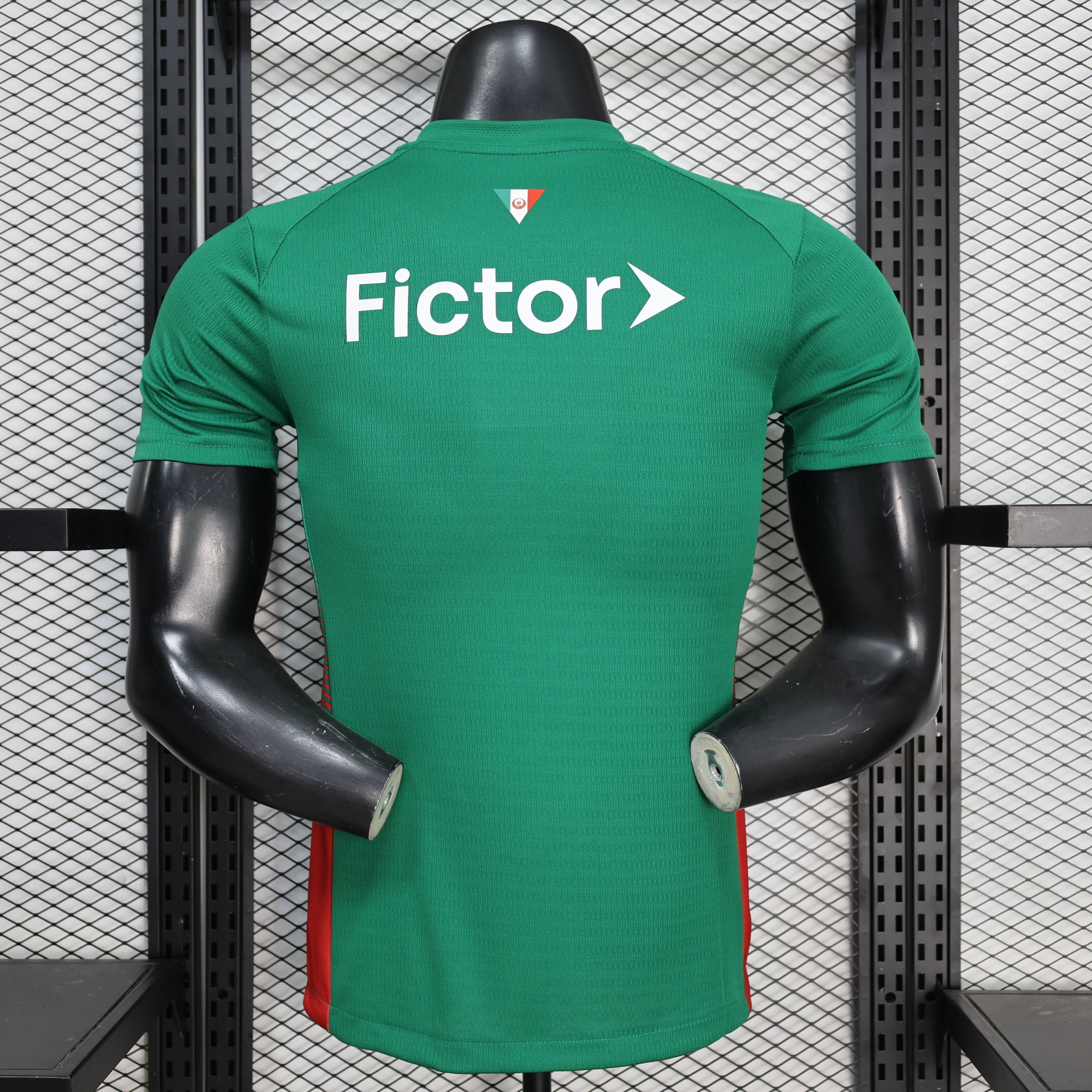 Maillot Palmeiras 2026-27 de la marque Le 12 -ème Maillot, vue de face, en tissu sportif avec logo de l'équipe.